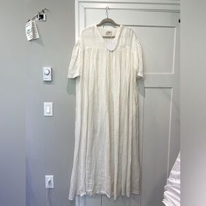 Elegant Cream Maxi Dress